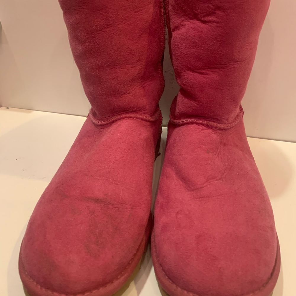 Pink UGG boots - Picture 2 of 12